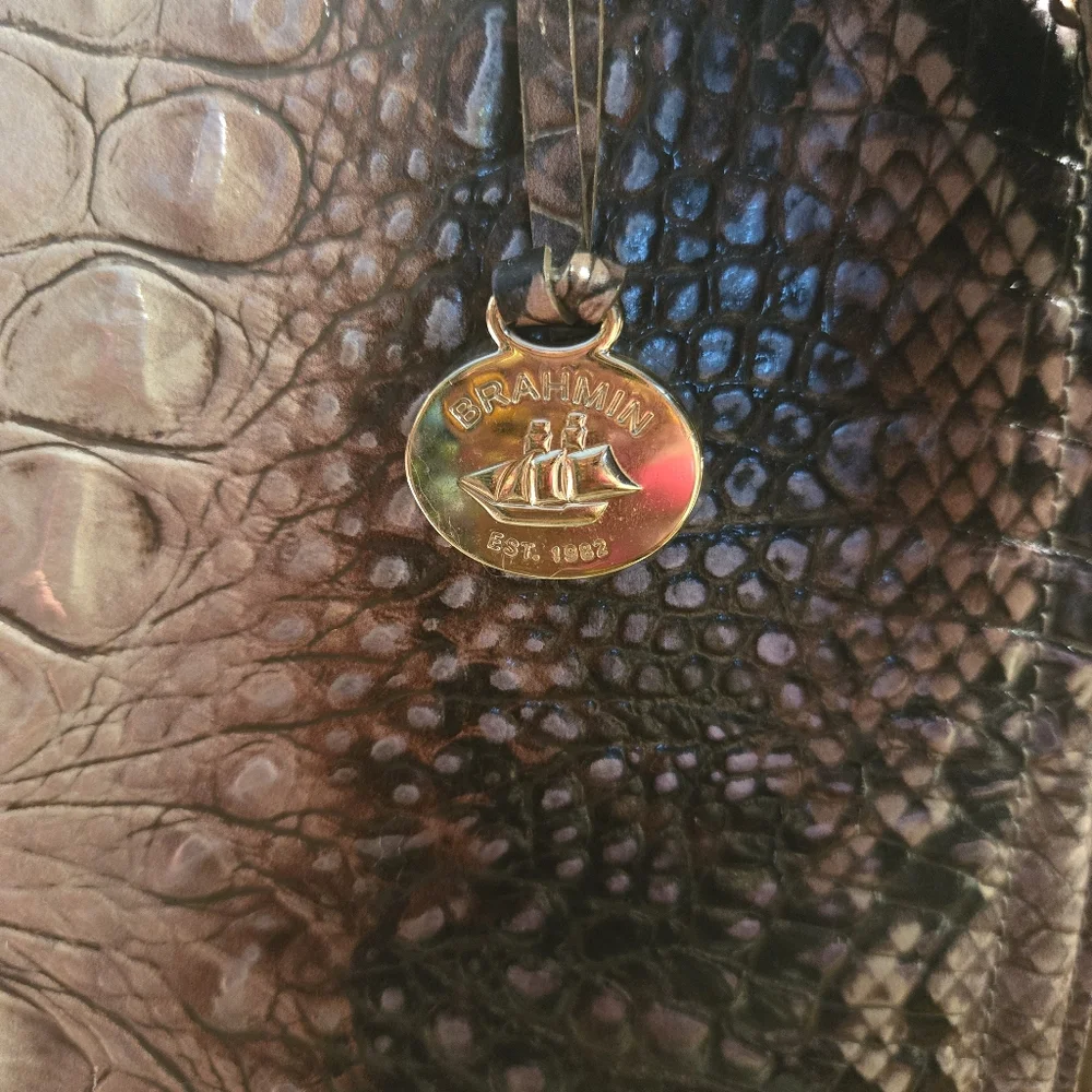 Brahmin Diamondback Ombre Satchel EUC, Sophisticated Bag - Picture 3 of 15